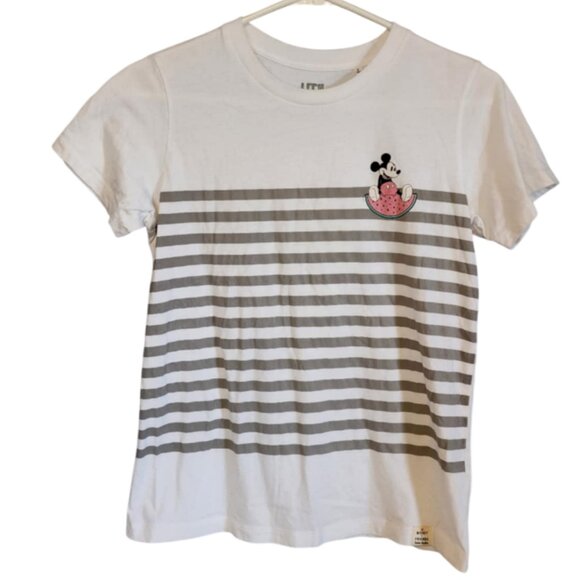 Uniqlo Tops - EUC Uniqlo Disney Mickey Mouse T-Shirt